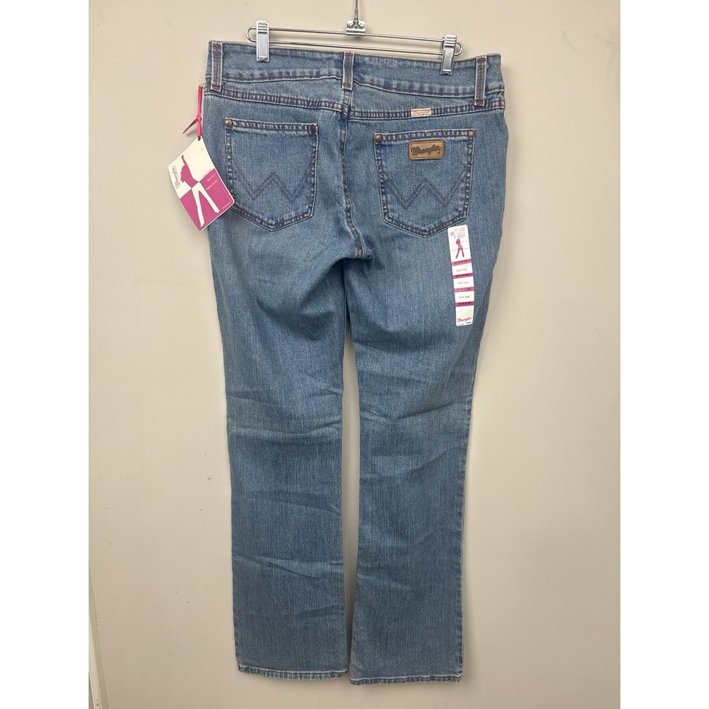 NWT Wrangler Premium Patch Low Rise Boot Cut Jeans Cowboy Rodeo Festival Y2K